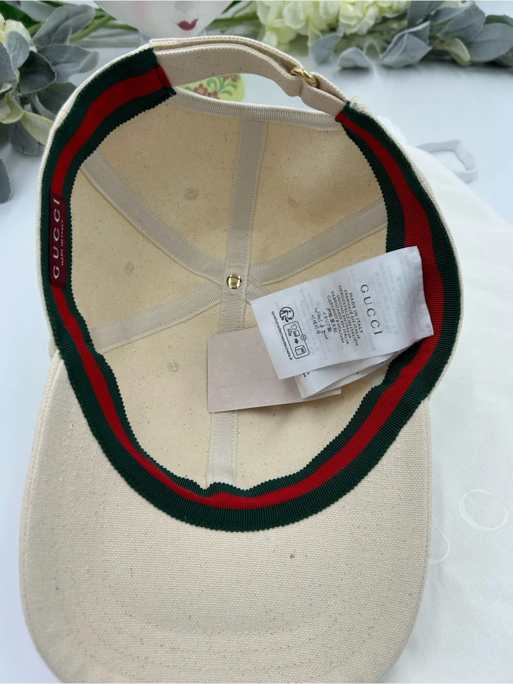 Unisex, Gucci, gold logo baseball cap size large made in Italy